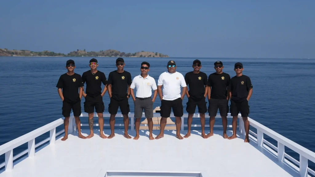IndonesiaJuara Trip & Komodo Luxury's Crews | Komodo Island Tour | Juara Holding Group